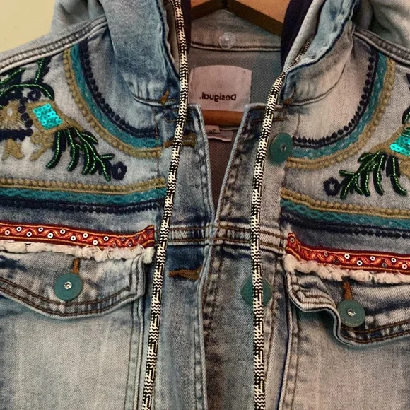 women’s Desigual jean jacket , size 38 ( small according to chart ) - Picture 8 of 13